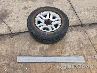 Zdjęcie 13 z 14 samochodu: 2003 TOYOTA SEQUOIA SR5 VIN:5TDBT44AX3S154131 - miniatura