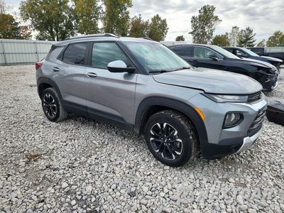 Czwarte zdjęcie samochodu z boku: 2023 CHEVROLET TRAILBLAZER LT VIN:KL79MRSL7PB207827 - miniatura