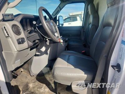 Zdjęcie 7 z 13 samochodu: 2023 FORD ECONOLINE E350 SUPER DUTY CUTAWAY VAN VIN:1FDWE3FK9PDD31812 - miniatura