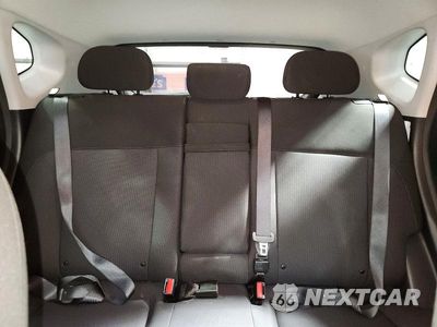 Zdjęcie 10 z 14 samochodu: 2025 HYUNDAI KONA SEL VIN:KM8HB3AB0SU341713 - miniatura