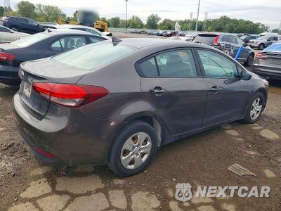 Trzecie zdjęcie samochodu z tyłu: 2017 KIA FORTE LX VIN:3KPFK4A77HE160208 - miniatura
