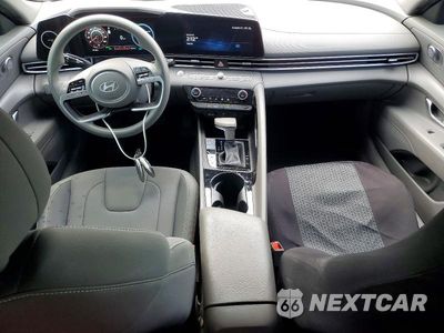 Zdjęcie 8 z 12 samochodu: 2024 HYUNDAI ELANTRA BLUE VIN:KMHLM4DJ1RU104574 - miniatura