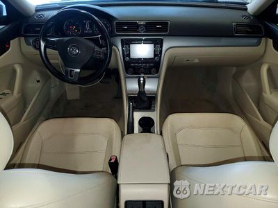 Zdjęcie 8 z 12 samochodu: 2014 VOLKSWAGEN PASSAT SE VIN:1VWBN7A32EC114578 - miniatura
