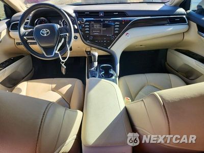 Zdjęcie 8 z 12 samochodu: 2018 TOYOTA CAMRY XLE VIN:4T1B11HK7JU626507 - miniatura