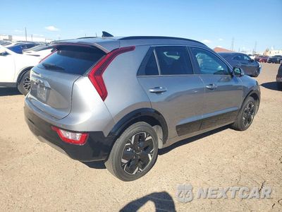 Trzecie zdjęcie samochodu z tyłu: 2023 KIA NIRO WIND VIN:KNDCR3L18P5071467 - miniatura