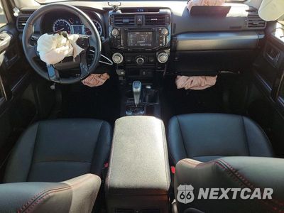 Zdjęcie 8 z 14 samochodu: 2018 TOYOTA 4RUNNER TRD OFF-ROAD PREMIUM VIN:JTEBU5JR1J5543753 - miniatura