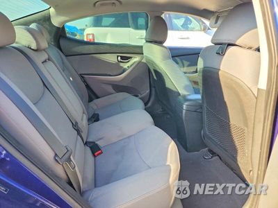 Zdjęcie 10 z 12 samochodu: 2012 HYUNDAI ELANTRA GLS VIN:5NPDH4AE4CH150874 - miniatura