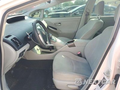 Zdjęcie 7 z 12 samochodu: 2012 TOYOTA PRIUS THREE VIN:JTDKN3DU9C5494228 - miniatura