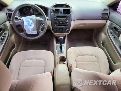 Zdjęcie 8 z 13 samochodu: 2006 KIA SPECTRA EX VIN:KNAFE121365273370 - miniatura