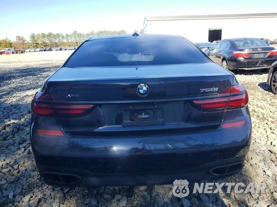 Zdjęcie 6 z 12 samochodu: 2018 BMW 750 XI VIN:WBA7F2C58JG424886 - miniatura
