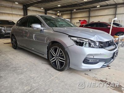 Czwarte zdjęcie samochodu z boku: 2016 HONDA ACCORD TOURING VIN:1HGCR3F93GA027189 - miniatura