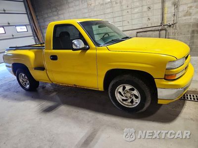 Czwarte zdjęcie samochodu z boku: 2001 CHEVROLET SILVERADO C1500 VIN:1GCEC14V41Z290863 - miniatura