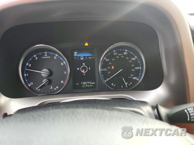 Zdjęcie 9 z 12 samochodu: 2016 TOYOTA RAV4 LIMITED VIN:JTMDFREV6GD181777 - miniatura