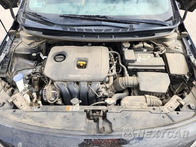 Zdjęcie 11 z 13 samochodu: 2017 KIA FORTE LX VIN:3KPFK4A7XHE131222 - miniatura