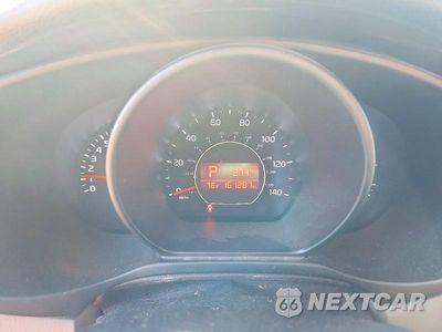 Zdjęcie 9 z 13 samochodu: 2016 KIA SOUL BASE VIN:KNDJN2A27G7388282 - miniatura