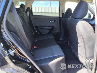 Zdjęcie 11 z 13 samochodu: 2023 NISSAN ROGUE SV VIN:5N1BT3BA2PC753105 - miniatura