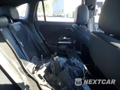 Zdjęcie 10 z 12 samochodu: 2022 MERCEDES-BENZ GLA 250 4MATIC VIN:W1N4N4HB8NJ377492 - miniatura