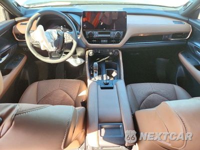 Zdjęcie 8 z 14 samochodu: 2026 TOYOTA GRAND HIGHLANDER HYBRID MAX PLATINUM VIN:5TDADAB5XTS031765 - miniatura