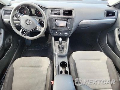 Zdjęcie 8 z 12 samochodu: 2017 VOLKSWAGEN JETTA S VIN:3VW2B7AJ7HM371469 - miniatura