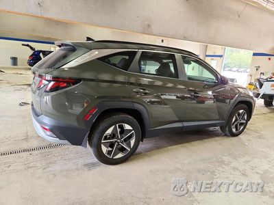 Trzecie zdjęcie samochodu z tyłu: 2025 HYUNDAI TUCSON SEL VIN:5NMJBCDE5SH568849 - miniatura