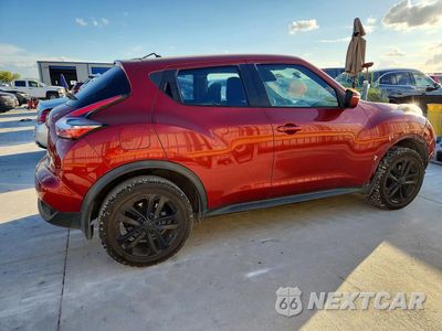 Trzecie zdjęcie samochodu z tyłu: 2015 NISSAN JUKE S VIN:JN8AF5MR8FT502324 - miniatura