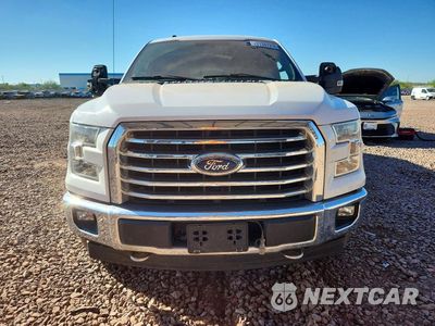 Piąte zdjęcie samochodu w środku: 2017 FORD F150 SUPERCREW VIN:1FTFW1EFXHKD28635 - miniatura