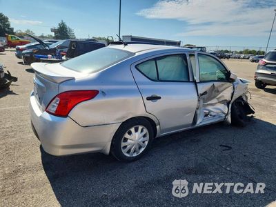 Trzecie zdjęcie samochodu z tyłu: 2019 NISSAN VERSA S PLUS VIN:3N1CN7AP8KL808107 - miniatura