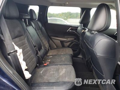 Zdjęcie 10 z 12 samochodu: 2023 MITSUBISHI OUTLANDER SE VIN:JA4J4UA8XPZ060811 - miniatura