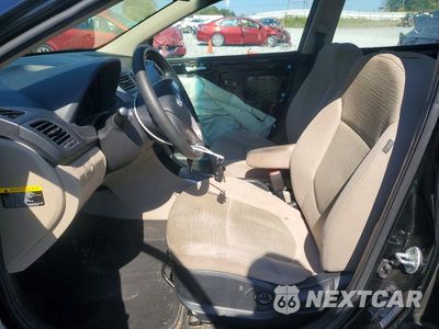 Zdjęcie 7 z 12 samochodu: 2017 HYUNDAI ACCENT SE VIN:KMHCT4AE0HU381371 - miniatura