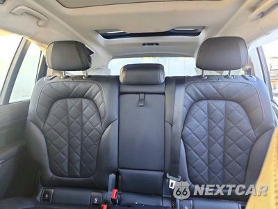 Zdjęcie 10 z 13 samochodu: 2024 BMW X7 XDRIVE40I VIN:5UX23EM05R9V05014 - miniatura