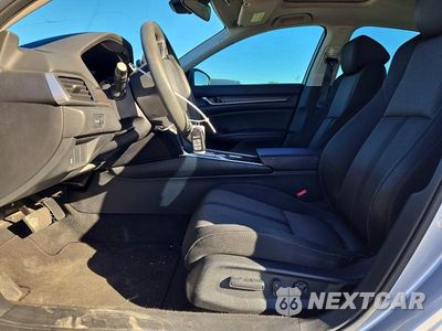 Zdjęcie 7 z 12 samochodu: 2019 HONDA ACCORD HYBRID EX VIN:1HGCV3F48KA005780 - miniatura