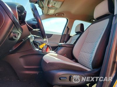 Zdjęcie 7 z 13 samochodu: 2019 CHEVROLET EQUINOX LT VIN:3GNAXKEV7KS620198 - miniatura