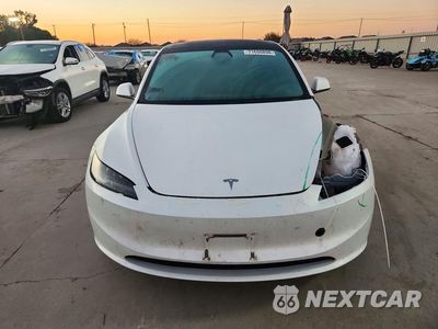 Piąte zdjęcie samochodu w środku: 2024 TESLA MODEL 3 VIN:5YJ3E1EBXRF793255 - miniatura