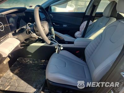 Zdjęcie 7 z 12 samochodu: 2025 HYUNDAI ELANTRA LIMITED VIN:KMHLP4DG4SU031105 - miniatura