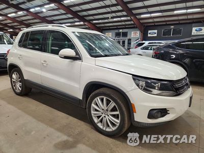 Czwarte zdjęcie samochodu z boku: 2012 VOLKSWAGEN TIGUAN S VIN:WVGBV7AX5CW545462 - miniatura