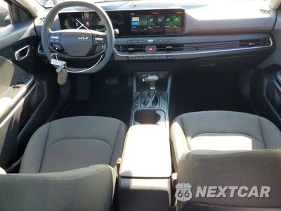 Zdjęcie 8 z 12 samochodu: 2025 KIA K4 LXS VIN:3KPFT4DE7SE114652 - miniatura