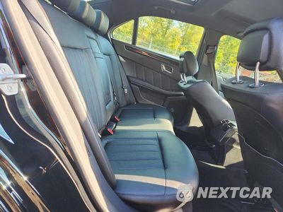 Zdjęcie 10 z 12 samochodu: 2010 MERCEDES-BENZ E 550 VIN:WDDHF7CBXAA028008 - miniatura