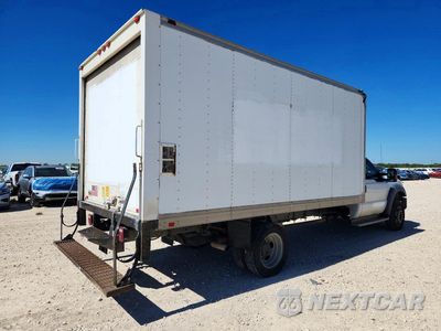 Trzecie zdjęcie samochodu z tyłu: 2016 FORD F450 SUPER DUTY BOX TRUCK VIN:1FDUF4GYXGEB97920 - miniatura