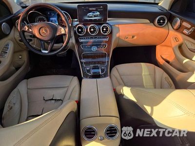 Zdjęcie 8 z 12 samochodu: 2017 MERCEDES-BENZ C 300 4MATIC VIN:55SWF4KB7HU213828 - miniatura