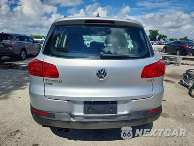 Zdjęcie 6 z 13 samochodu: 2017 VOLKSWAGEN TIGUAN S VIN:WVGAV7AX3HK046461 - miniatura