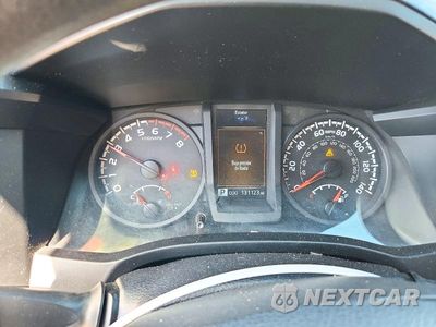 Zdjęcie 9 z 13 samochodu: 2018 TOYOTA TACOMA SR VIN:5TFRX5GN0JX123338 - miniatura