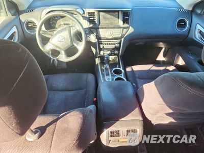 Zdjęcie 8 z 13 samochodu: 2013 NISSAN PATHFINDER S VIN:5N1AR2MM3DC655580 - miniatura