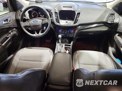 Zdjęcie 8 z 13 samochodu: 2017 FORD ESCAPE SE VIN:1FMCU0GD8HUA99354 - miniatura