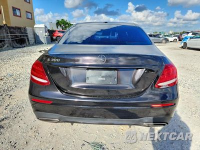 Zdjęcie 6 z 12 samochodu: 2017 MERCEDES-BENZ E 300 VIN:WDDZF4JB0HA010441 - miniatura