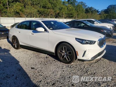 Czwarte zdjęcie samochodu z boku: 2027 BMW 530 XI VIN:WBA53FJ00VCY12965 - miniatura