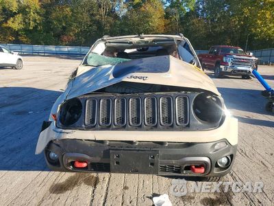 Piąte zdjęcie samochodu w środku: 2016 JEEP RENEGADE TRAILHAWK VIN:ZACCJBCT8GPD71679 - miniatura