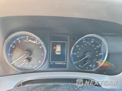Zdjęcie 9 z 13 samochodu: 2016 TOYOTA RAV4 XLE VIN:2T3WFREV3GW252798 - miniatura