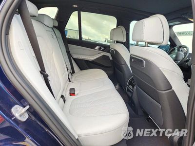 Zdjęcie 11 z 14 samochodu: 2025 BMW X5 XDRIVE40I VIN:5UX23EU07S9Z71517 - miniatura