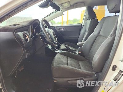 Zdjęcie 7 z 13 samochodu: 2018 TOYOTA COROLLA IM BASE VIN:JTNKARJE7JJ556284 - miniatura