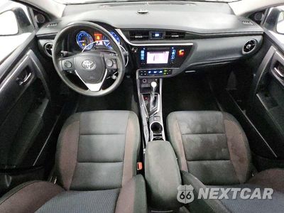 Zdjęcie 8 z 12 samochodu: 2018 TOYOTA COROLLA LE VIN:2T1BURHE6JC101990 - miniatura